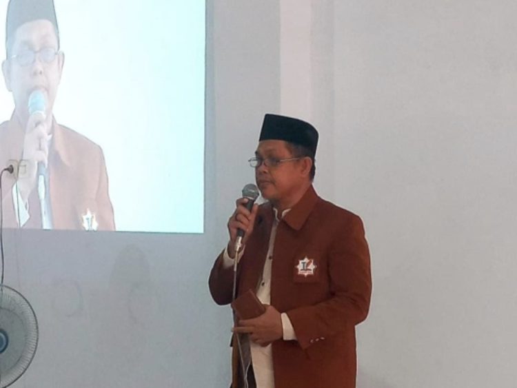 Ketua Yayasan TI, Ahmad Baduddin, S.Pd.I. Beri Ucapan Terima Kasih Kepada Pemberi Wakaf