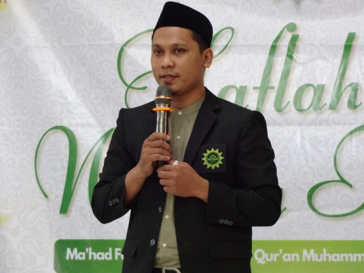 Bawa Khutbah Jumat di Masjid Agung TI, Pimpinan Ponpes MFM Ajak Kaum Muslim Berdonasi