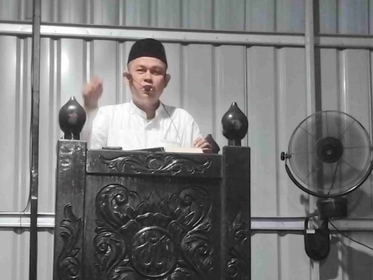 Ketua YTI, Bawa Ceramah Tarwih di Masjid Agung TI, Ini Pesannya