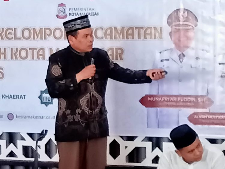 Dukung Program Walikota Makassar, Ratusan RT/RW Hadiri Pengajian Kiai Sudirman di Kecamatan Makassar