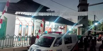 Ambulans TI, Antar Jenazah Warga Samata ke Jeneponto