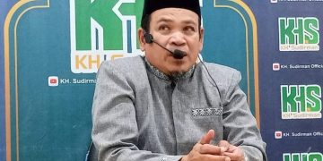 Pesan Kiai Sudirman Jangan sembarang Kasih Masuk ke Dalam Koper
