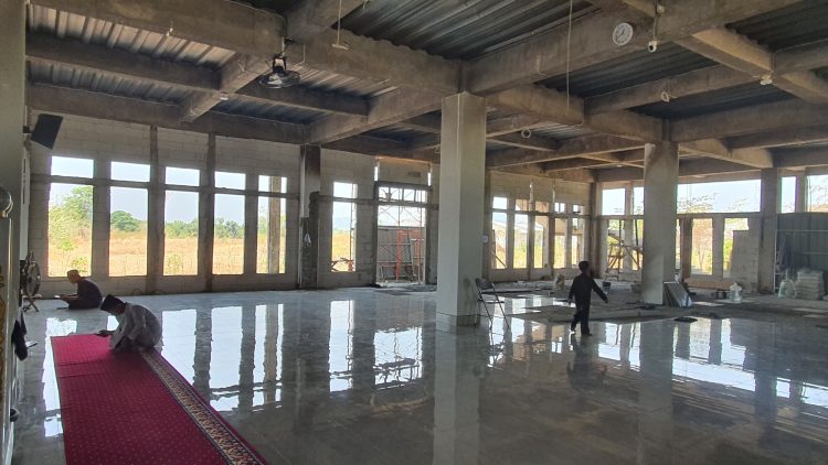 Panitia Pembangunan Masjid Agung TI, Kebut Pembangunan Dinding